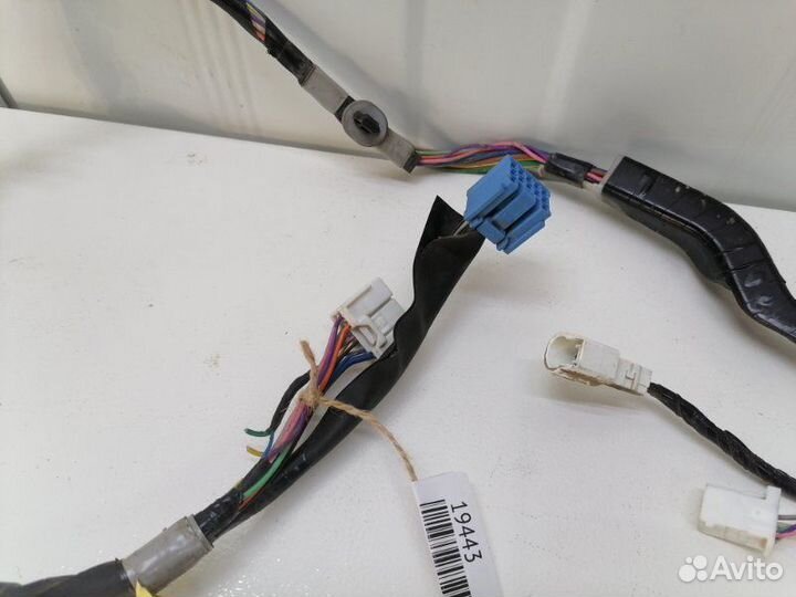 Проводка двери передняя левая Toyota Corolla E150