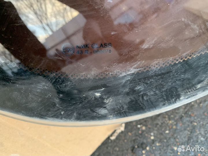 Стекло заднее Kia Spectra