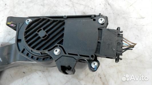 Педаль газа volkswagen polo 4 (9N) (68H21NW01)