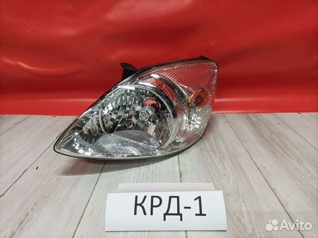 Фара левая Hyundai Matrix 1 2001-2010