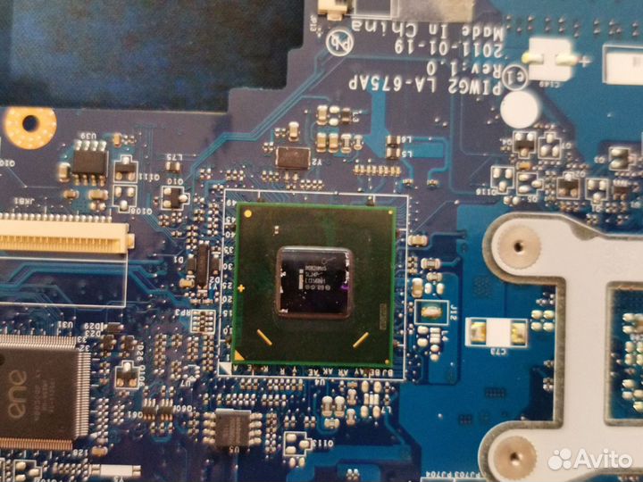 Материнская плата lа-675ар Rev:1.0 G570, G575