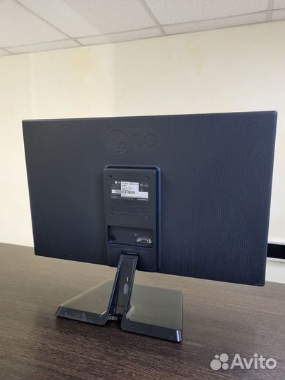 Монитор LG 22EN33S