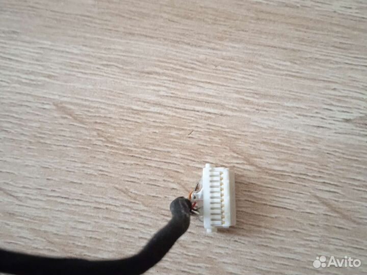 Шлейф платы кнопки включения, USB Samsung NP-RC710