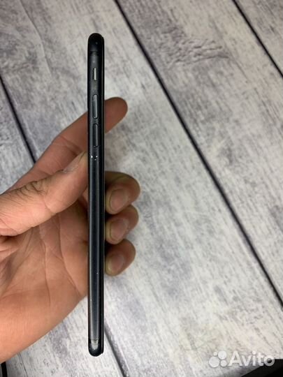 Телефон iPhone 7 plus 32gb