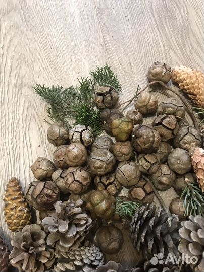 Набор для декора, поделок. Шишки