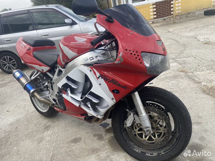 Honda cbr919 fireblade