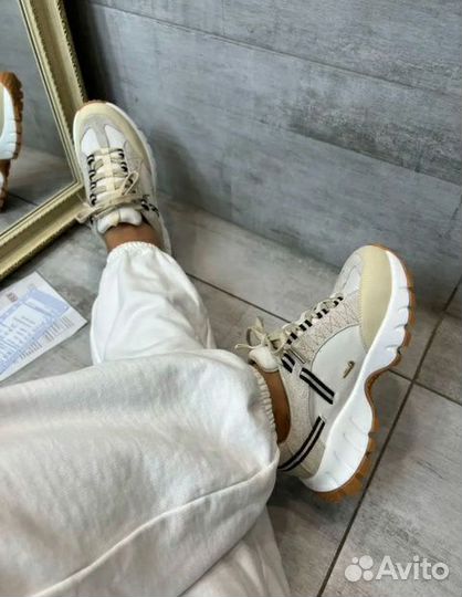 Кроссовки Nike женские 36-41