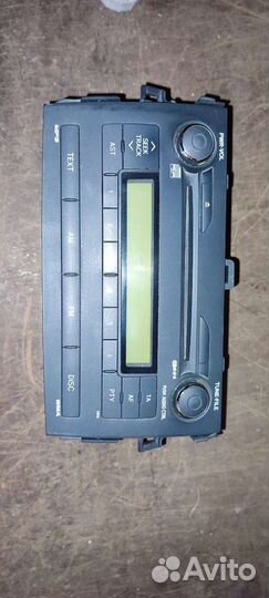 Штатная магнитола на toyota corolla 150