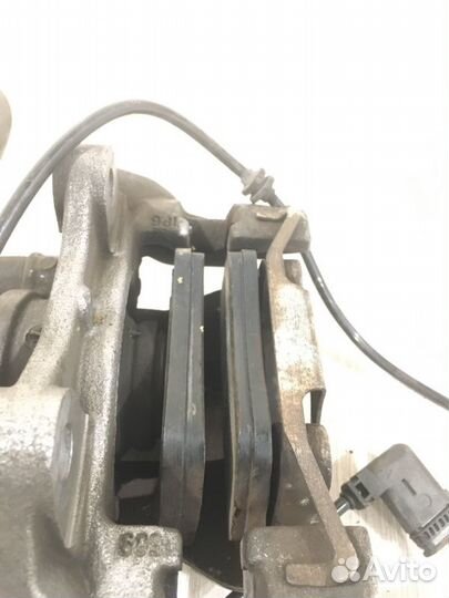 Суппорт тормозной задний правый Mercedes Benz S550