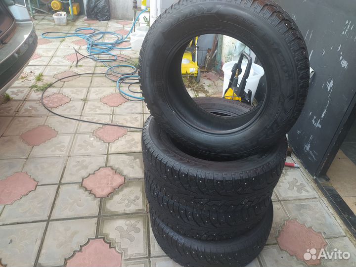 Nokian Tyres Nordman 5 SUV 235/65 R17 108