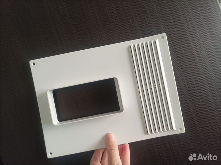 Вентиляционная решетка 180х250 мм вертикальная