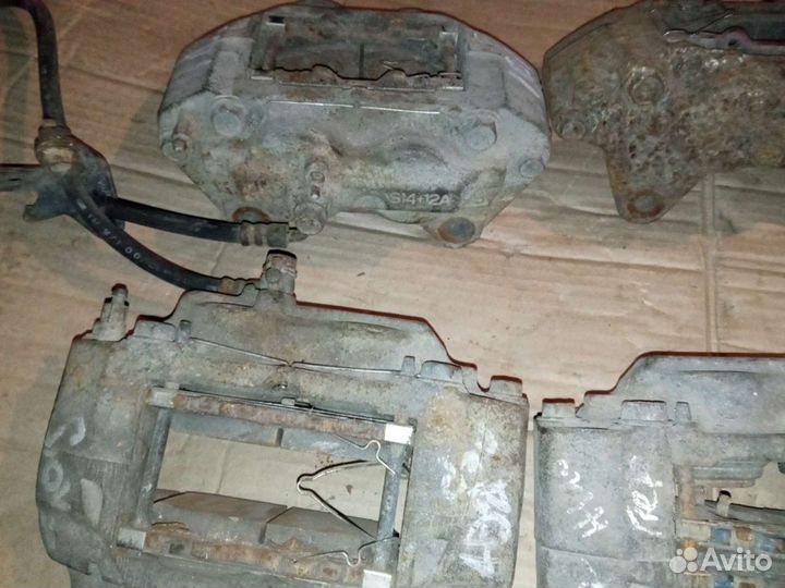 Toyota Land Cruiser 100 суппорта