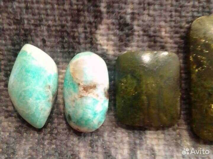 Амазонит, Серпентинит, Опал, Иолит