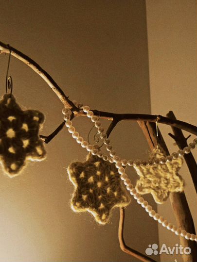 Вязаные елочные игрушки ручной работы