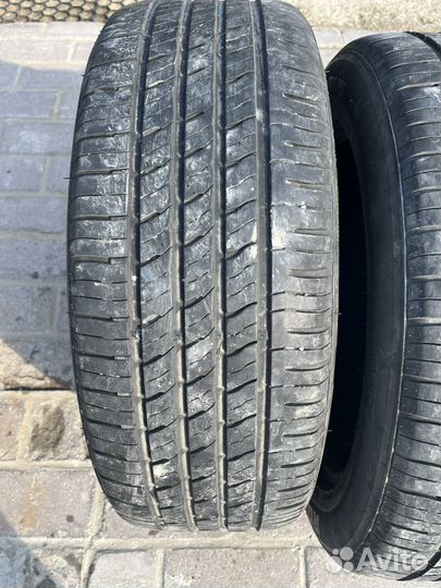 Roadstone N'Fera RU5 235/55 R19