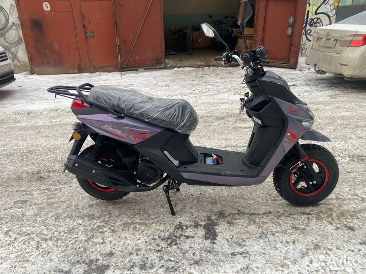 Скутер Jilang M8 125cc
