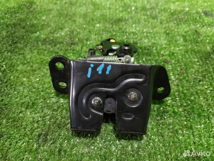 Замок крышки багажника Hyundai I20 2009