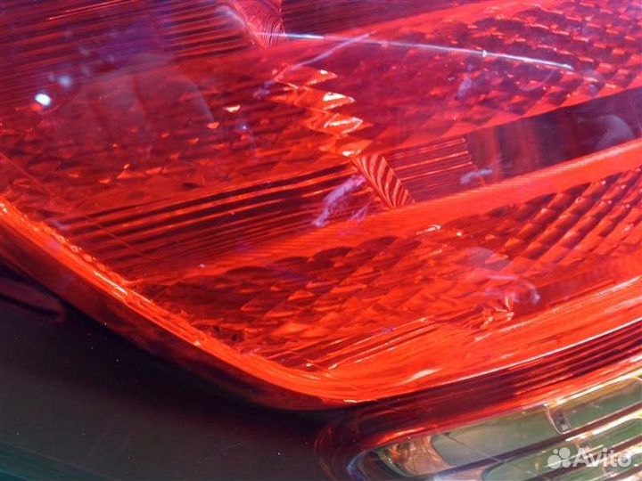 Стоп-сигнал задний левый Nissan Bluebird Sylphy