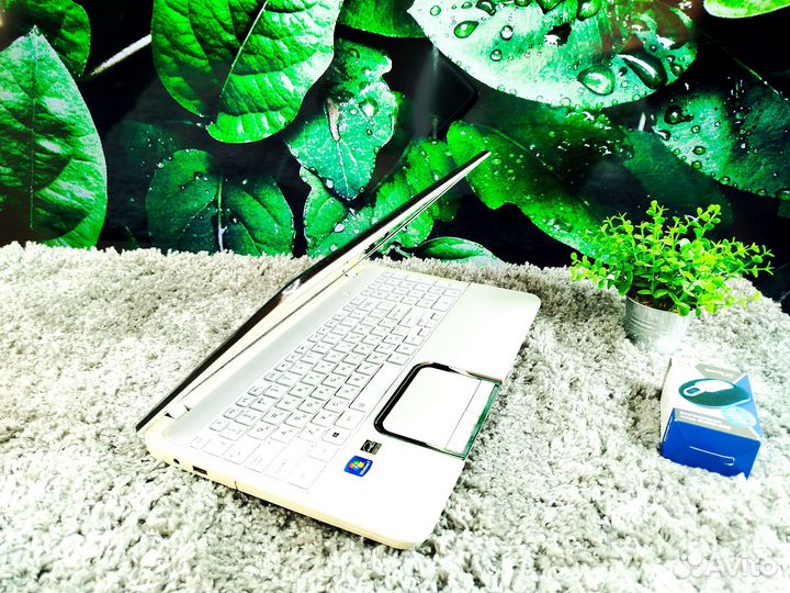 Ноутбук Toshiba i7/1000gb/8gb/HD7670/15.6