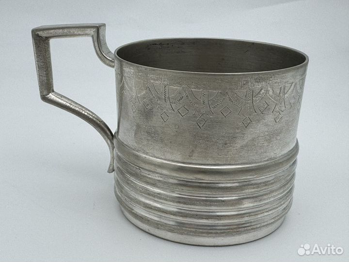 Подстаканник мельхиор И.ляховский с гербом