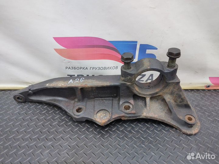 Кронштейн пневморессоры правый