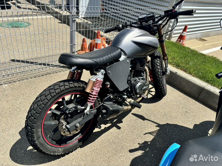 Stels flame 200