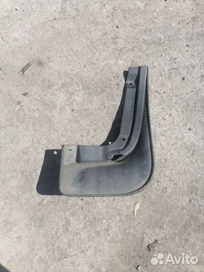 Брызговики skoda rapid