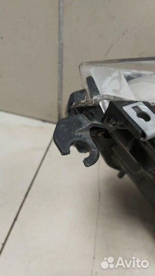 Фара правая Toyota RAV4