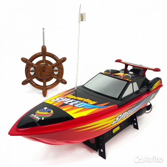 Катер на радиоуправлении