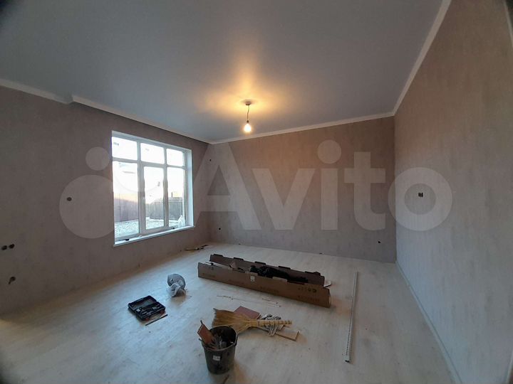 Дом 109 м² на участке 4 сот.