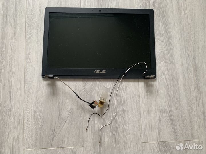 Ноубук Asus X550LA на разбор