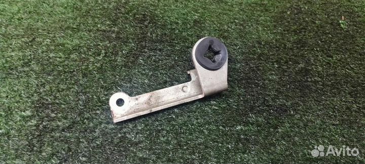 Кронштейн (сопут. товар) Audi Audi A8 4E 2002-2