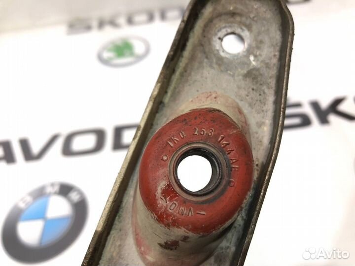 Кронштейн глушителя Skoda Octavia A7 (5E) 1.2 cjza