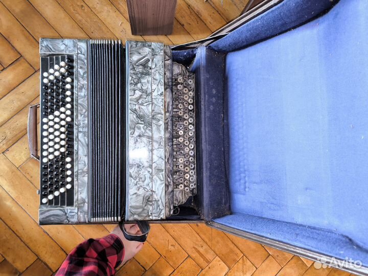 Баян советский гармония