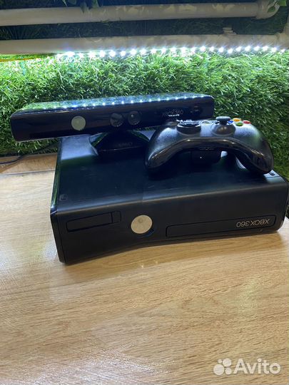 Xbox 360 с кинектом