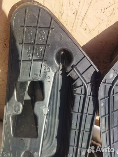 Заглушки противотуманные фары Кио Рио 3 - 2 шт