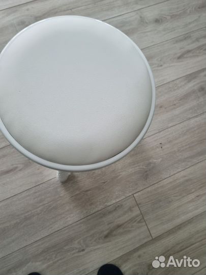 Стул для пианино