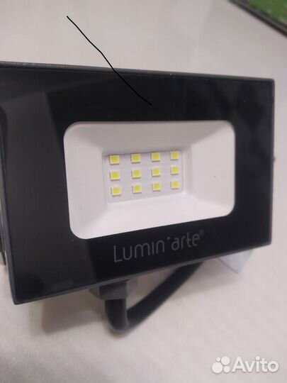 Светодиодный прожектор