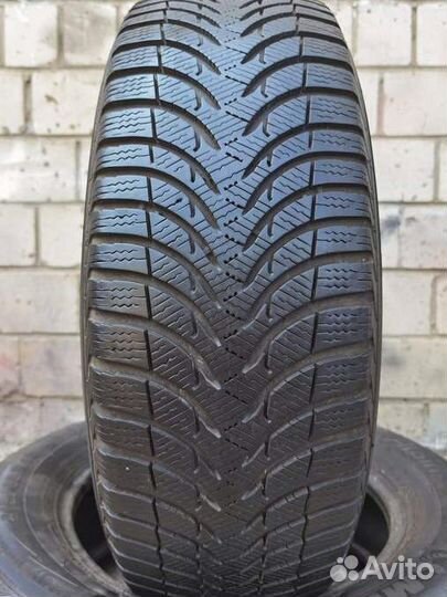 Michelin Alpin A4 215/65 R16 98H