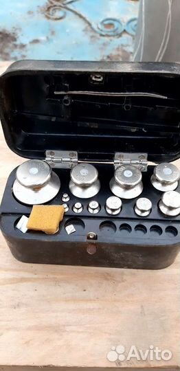 Набор гирь для весов