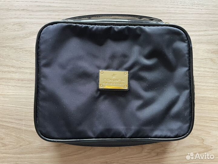 Косметичка с зеркалом