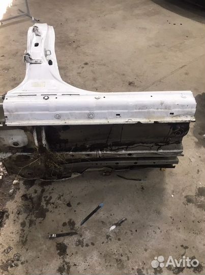 Стойка кузова правая Mitsubishi Outlander