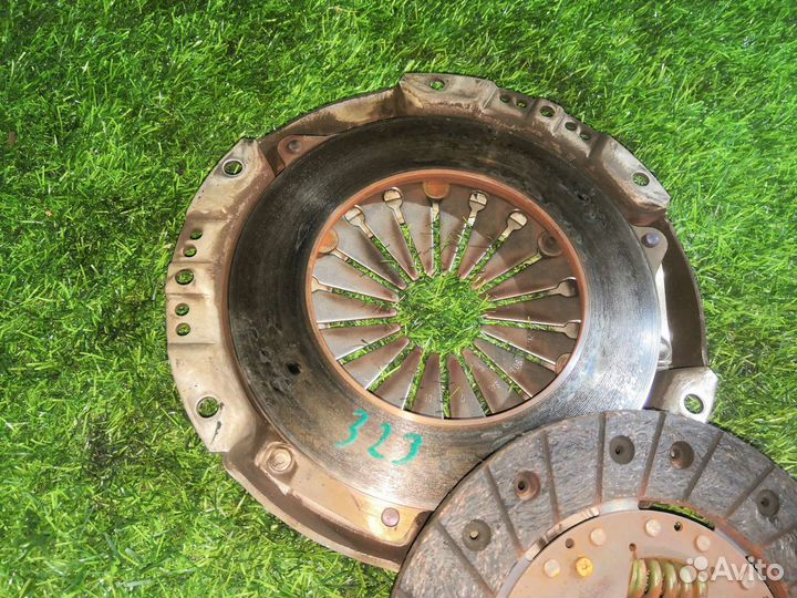 Комплект сцепления Mazda 323 F (BA) 1.5 МКПП