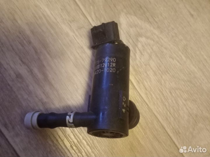 Насос для омывателя фар