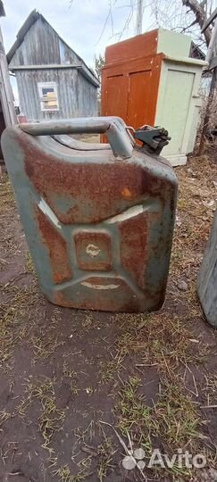 Канистра металлическая 20 л