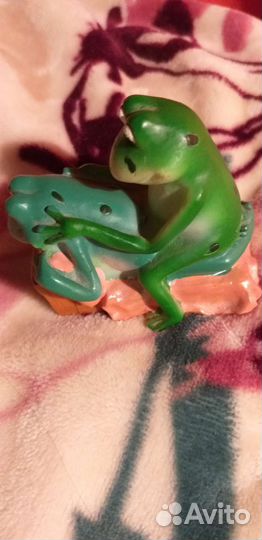 Статуэтки Лягушек 99г ретро,котиков,мышек,раритет