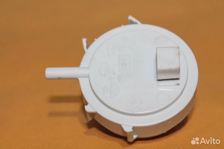 Пресостат (датчик уровня воды) Ariston C00094151 б