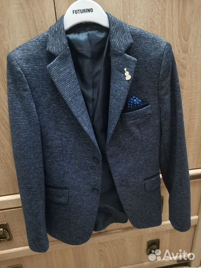 Пиджак для мальчика 122-128