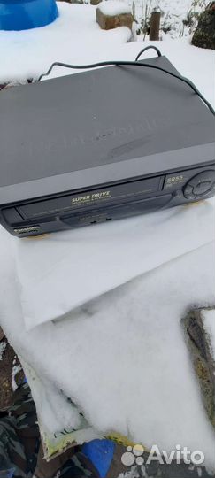 Видеомагнитофон panasonic