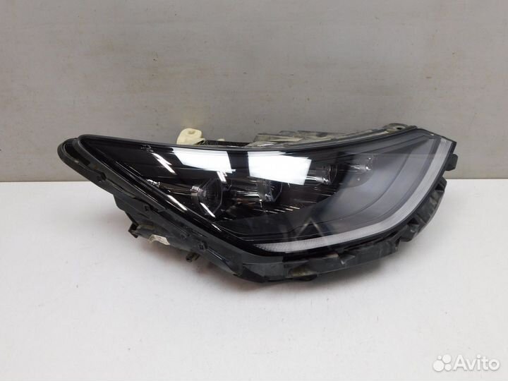 Фара правая Hyundai Sonata